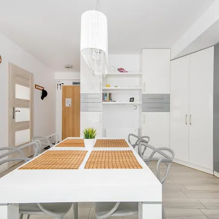 Amon Przy Plazy 2 Apartment