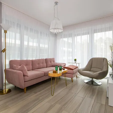 Apartment Amon Przy Plazy 2 *